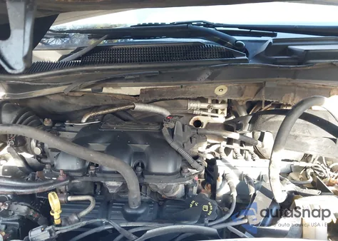 2010 Dodge Grand Caravan C/V z USA, uszkodzony, nr VIN 2D4RN1AE6AR336836